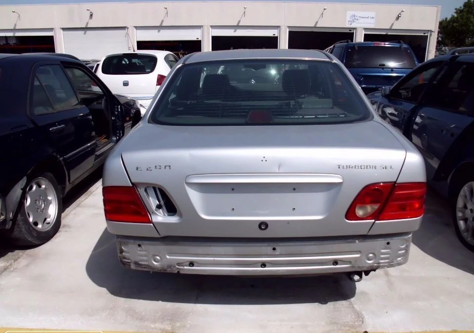 Peças Mercedes-Benz E (W210) 1995 a 2002