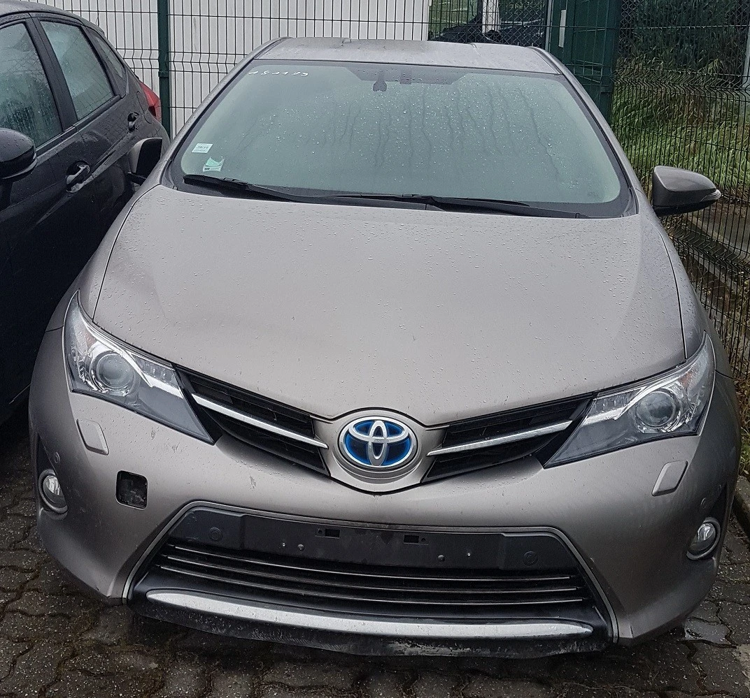 Peças Toyota Auris Hybrido 2013